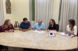 Prefeito Silvio Mendes Nomeia 323 Diretores para Escolas Municipais de Teresina