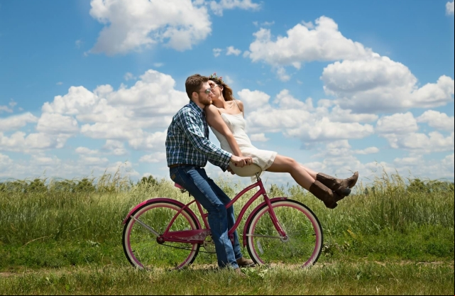 Linguagens do Amor: Como Descobrir a Sua e a do Seu Parceiro(a)
