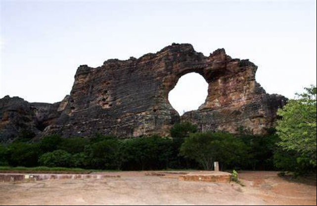 Serra da Capivara, PiauÃ­: pinturas rupestres, turismo e segredos milenares