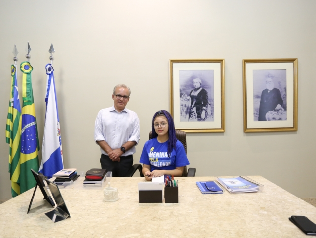 Estudante de 17 anos Ã© prefeita de Teresina por um dia

